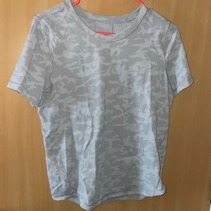 Lululemon Tee